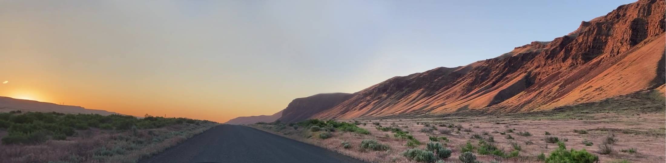 Sunrise on the eastern Saddle Mountains